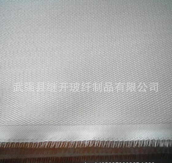 430涂胶乳白色 多规格玻璃纤维防火布 防腐玻璃纤维防火布